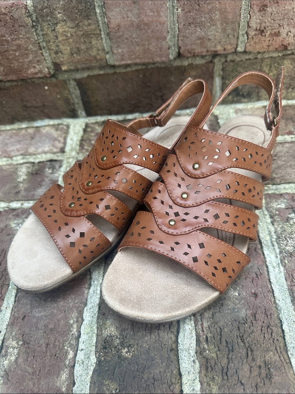 Kim Rogers Women’s Brown Laser-Cut Slingback Sandals Size 8.5